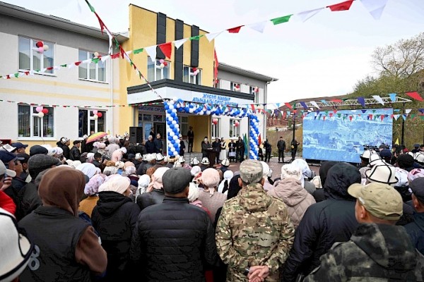 
                            В Алайку открыли новое здание школы                            
                                                                                            
                        