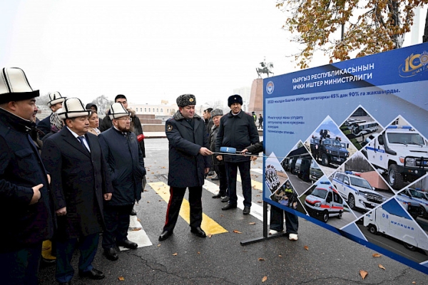 Акылбек Жапаров посетил выставку спецтехники, закупленной за счет бюджета для госорганов