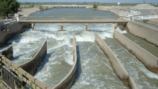 Служба водных ресурсов и Всемирный банк обсудили проблемы с поливной водой в Кыргызстане