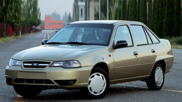 Какая марка автомобиля является самой популярной в Кыргызстане? 
