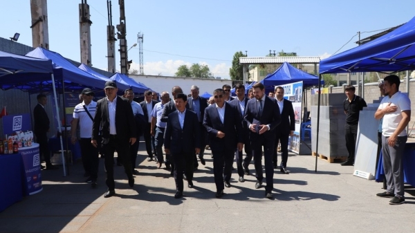 Новости от Tazabek за неделю: Камбар-Атинский ГЭС-2, поручение президента, капремонт дорог в Оше и зарплаты кыргызстанцев
