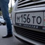 Новые правила для авто с иностранными номерами: как в КР закрыли правовую лазейку