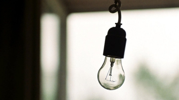 e7d781b0eb570cbd595388cedd7cf5ea